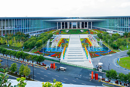 意點(diǎn)會(huì)展：進(jìn)博會(huì)指定搭建商、展臺(tái)設(shè)計(jì)搭建的典范